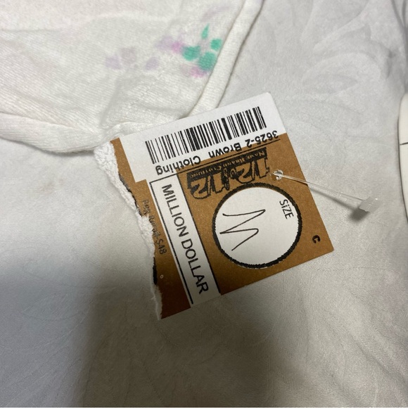 Official LIZZO Merch Tie Dye Rainbow Bubble Letters U R Special Medium T Shirt - Picture 8 of 11